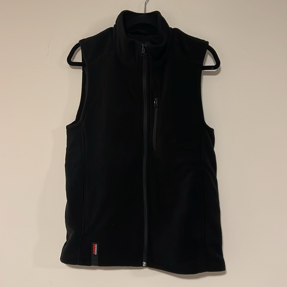 Karbon Heated Vest Black w/Lithium Polymer Battery (men’s S/women's M)no charger